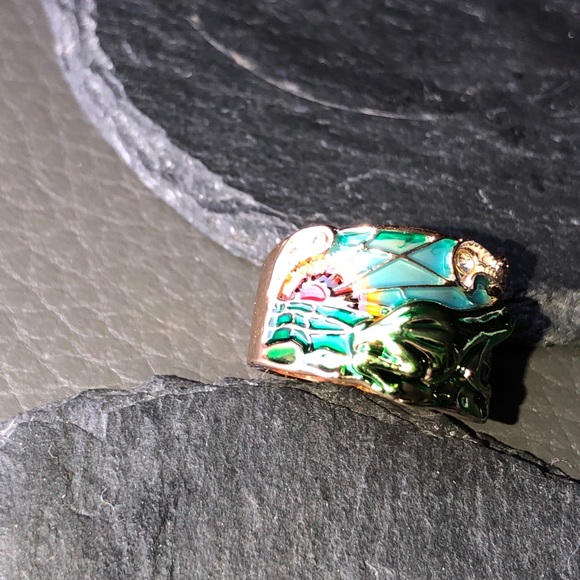 Ring - Picture 4 of 10